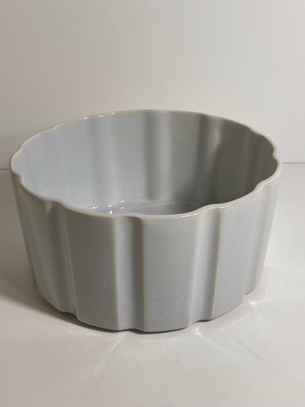 McCoy 0789 Light Blue Fluted Scalloped Glazed USA Pottery Soufflé Dish Bowl VTG